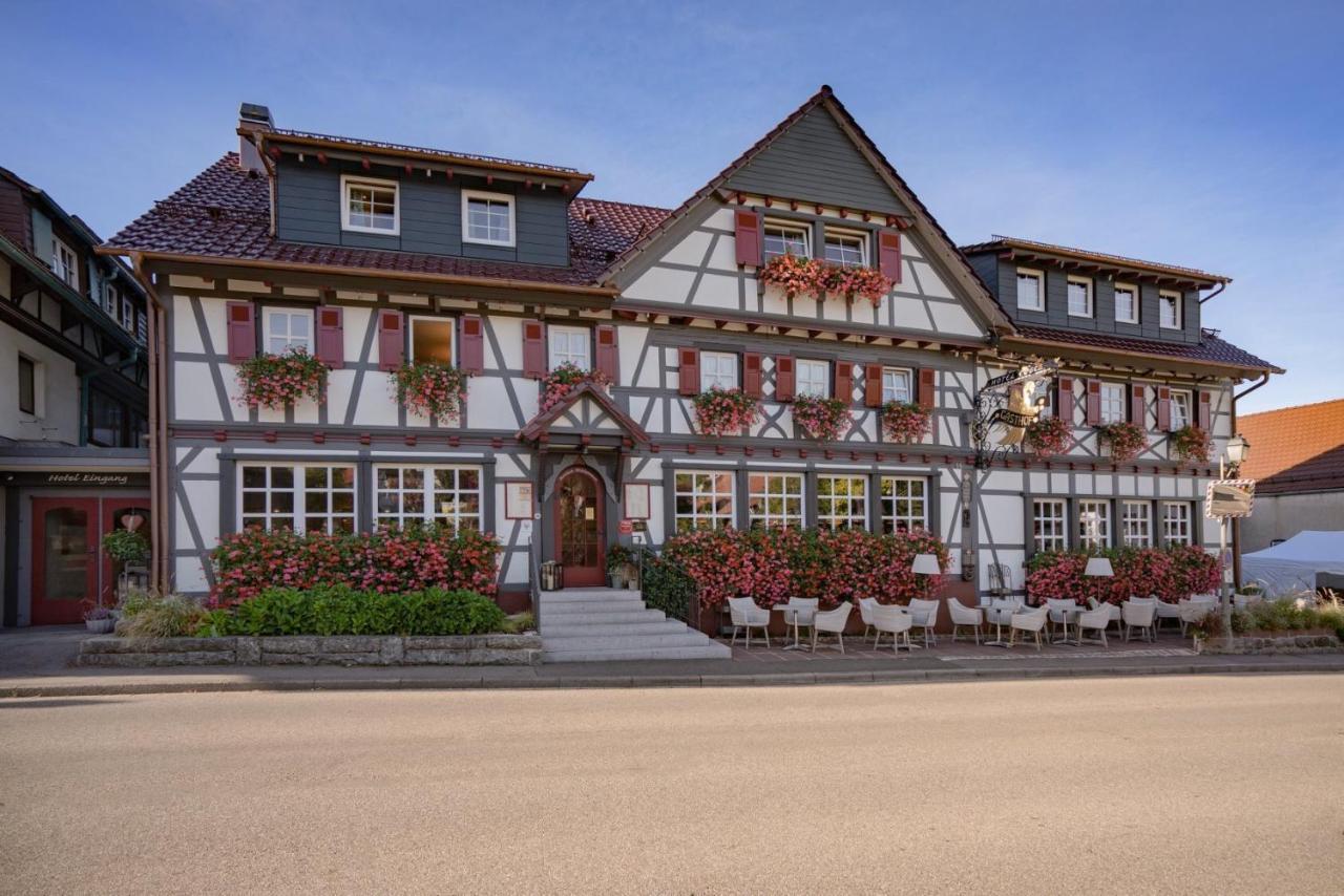 Hotel Restaurant Der Engel, Sasbachwalden Exterior photo